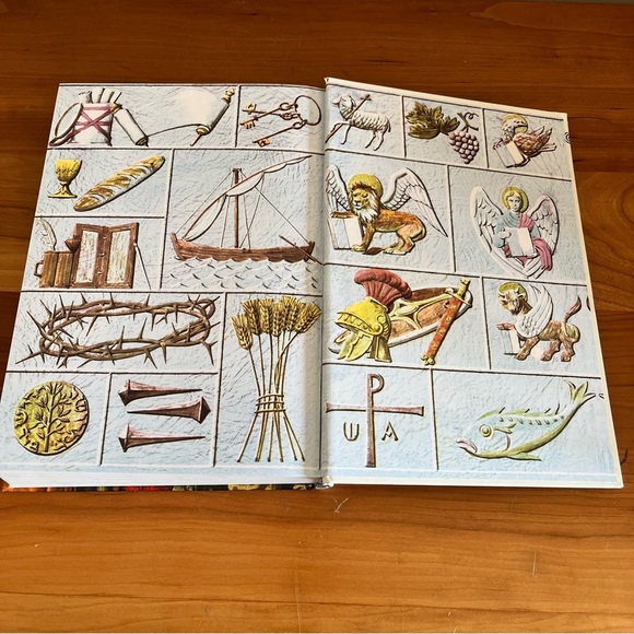 The Golden Children's Bible A Full-Color Bible for Kids by Golden Books - Picture 5 of 7